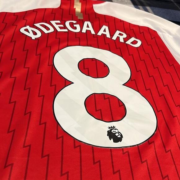 Arsenal #8 Martin Odegaard 23/24 Adidas Home Premier League Jersey - Picture 9 of 10